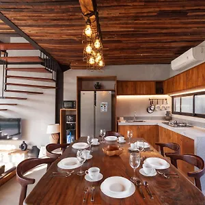 Casa Amani Industrial Style Kerobokan