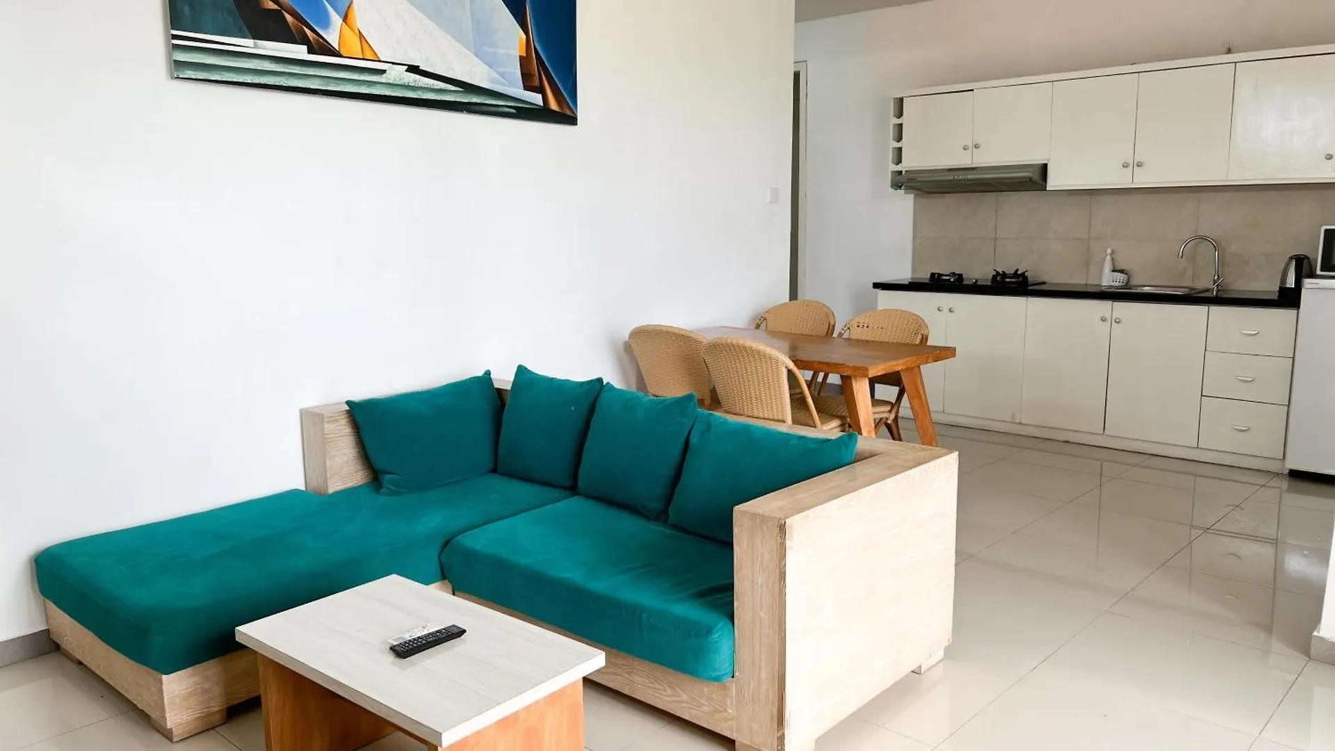 Apple Suite Kerobokan Penzion