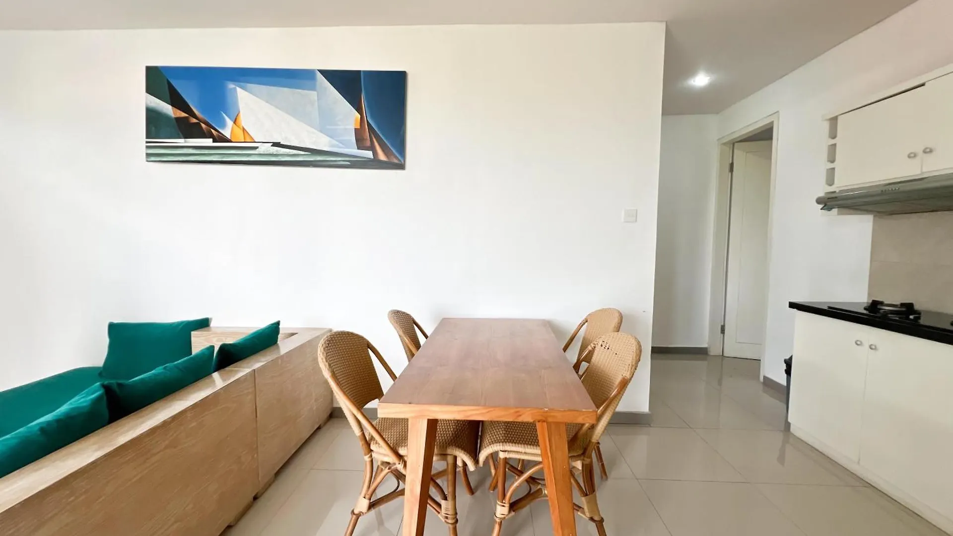 Apple Suite Kerobokan  Guest house