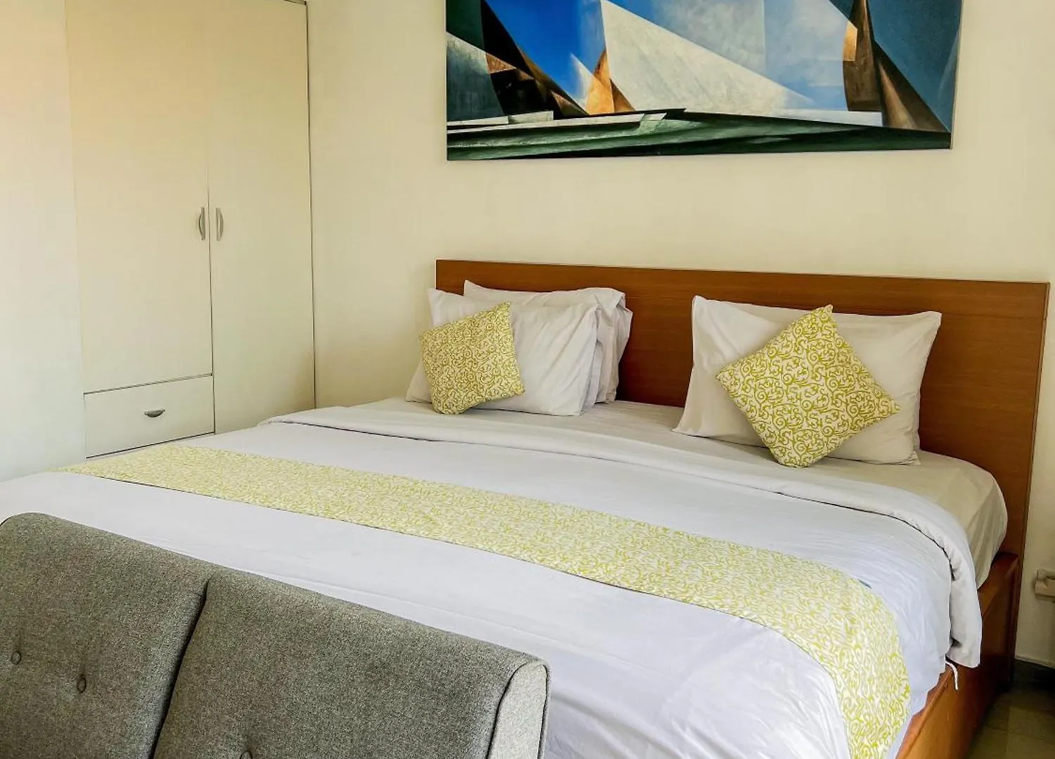 Apple Suite Kerobokan  Indonesia